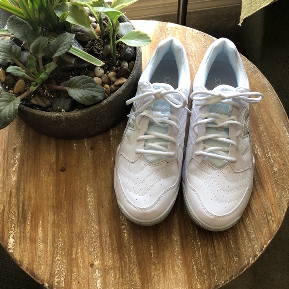 Asics Other - NWOT ASICS Tennis shoes